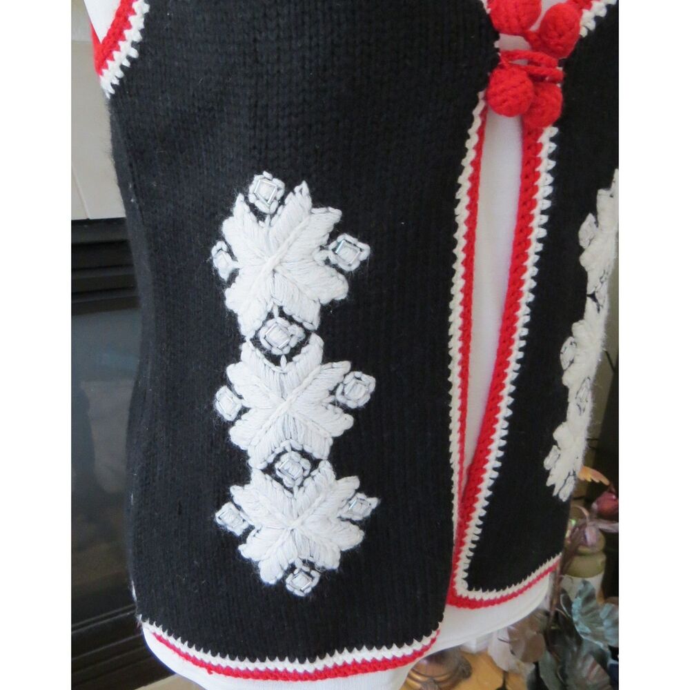 Christopher & Banks Women's Hand Crochet Sweater Vest Black/Red L EUC - Picture 3 of 8